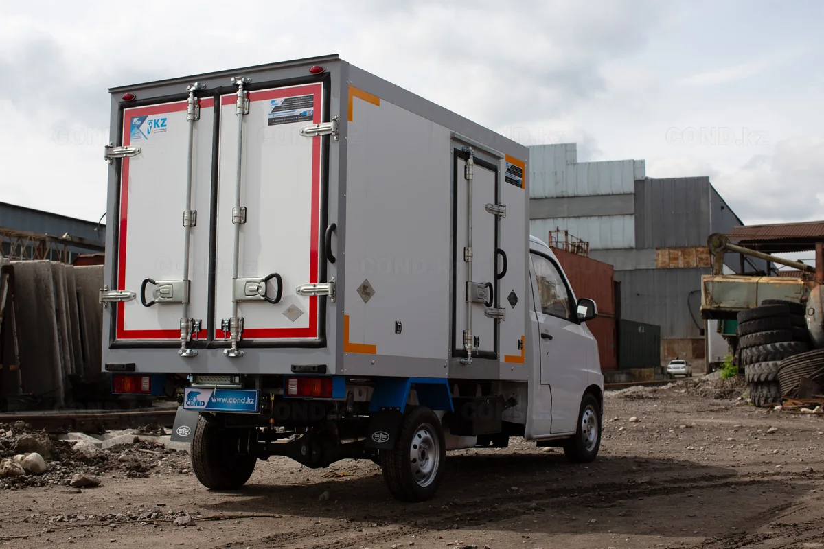 KIA Bongo K2500 шассиіндегі изотермиялық фургон — COND