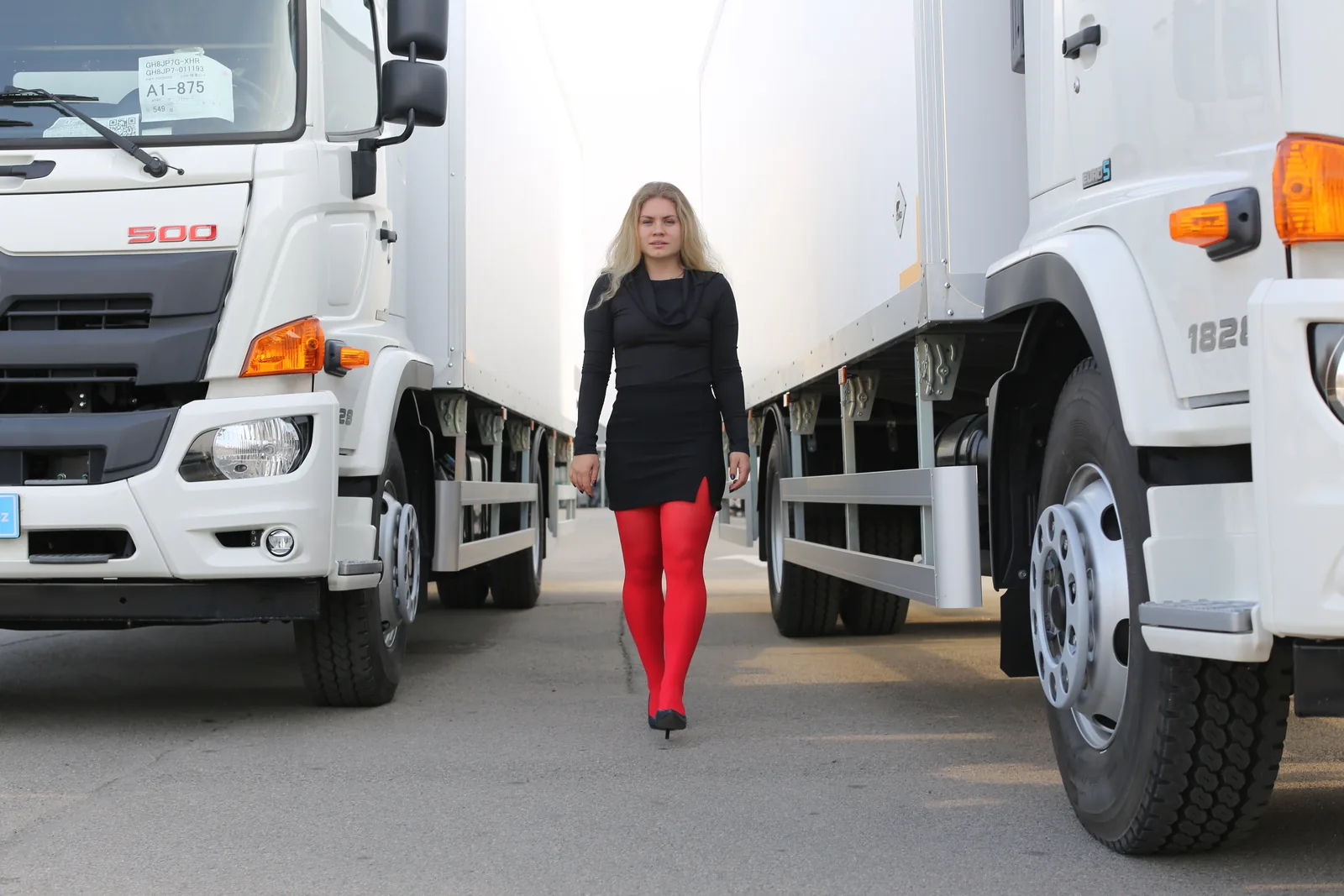 Фургоны на шасси HINO — COND