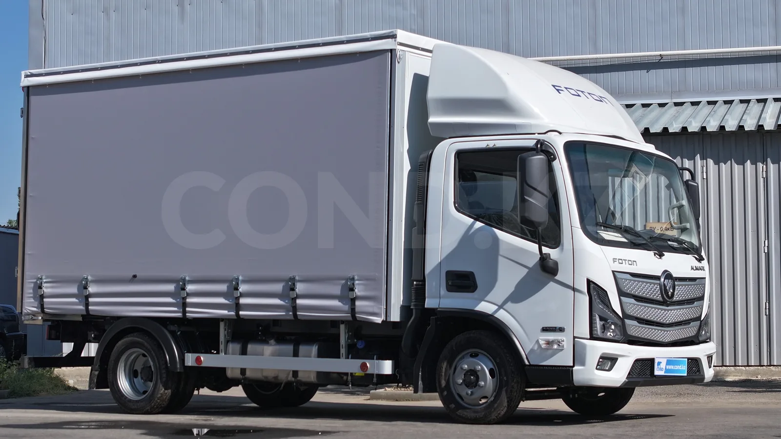 Евротент Foton S35 — вид спереди слева