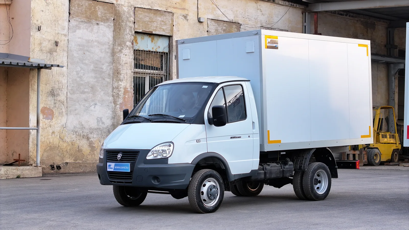 Bread van on a GAZelle Business chassis — COND