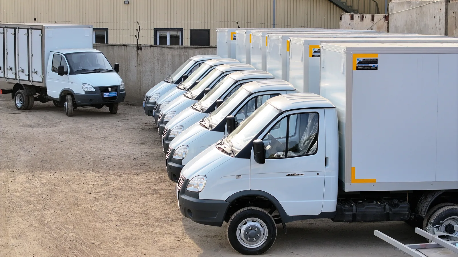 Bread van on a GAZelle Business chassis — several vehicles of the batch in the plant yard — COND