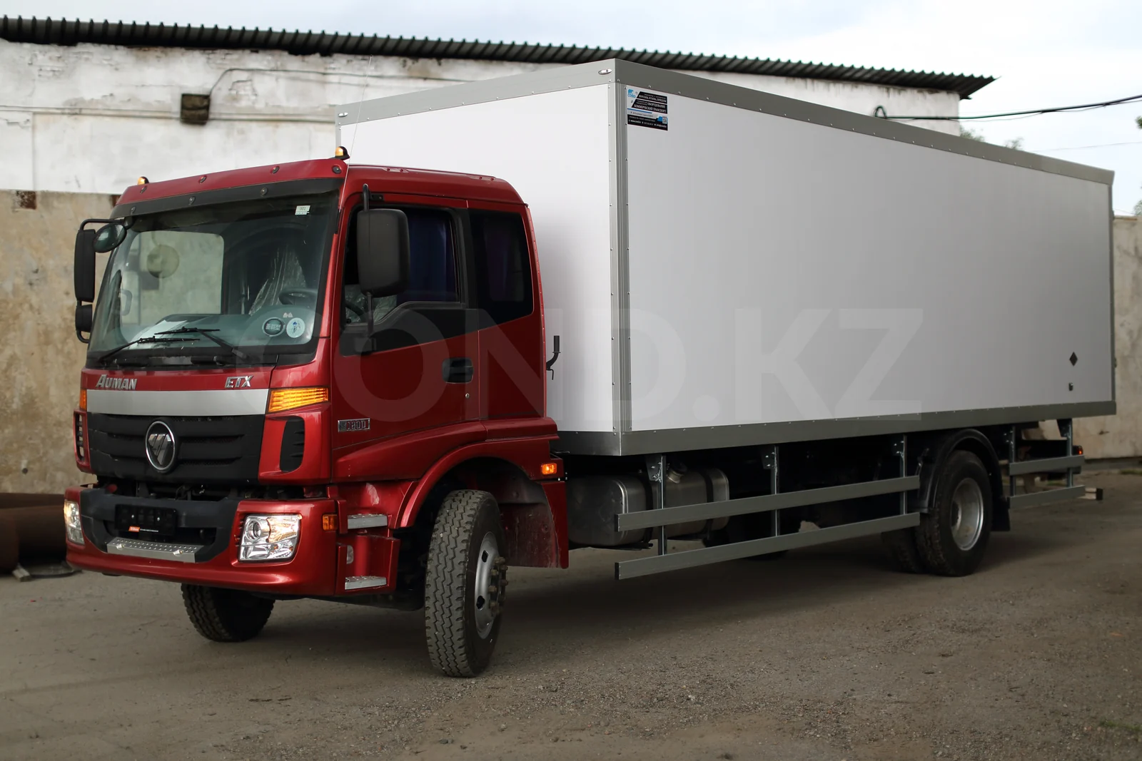 Isothermal body on a Foton 5163 (7.5 m, premium) — COND