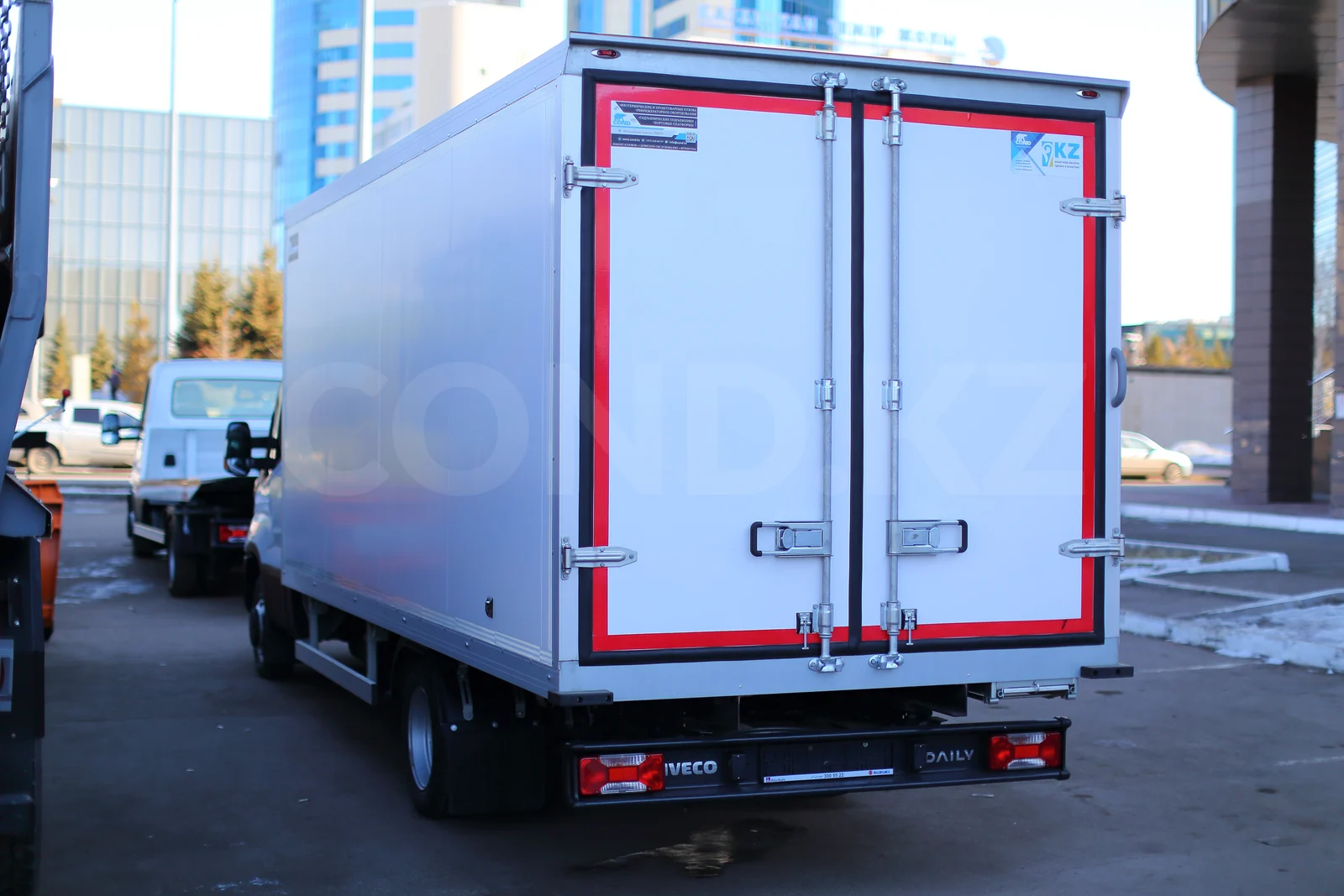 Iveco Daily 50C15 temperature-controlled body Kazakhstan — the rear from the other side, reflective markings — COND