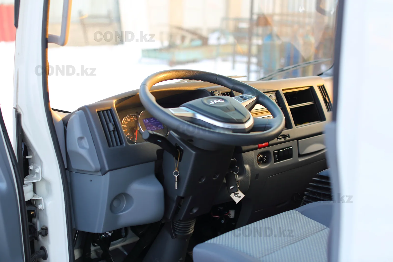 Изотермический фургон на шасси JAC N56 — COND, фото 6
