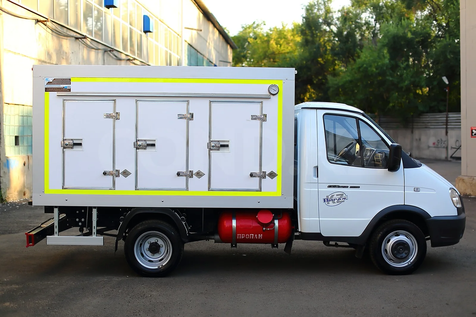 Eutectic ice-cream van on a GAZelle Business 3.2 m chassis — the truck outside the COND workshop — COND