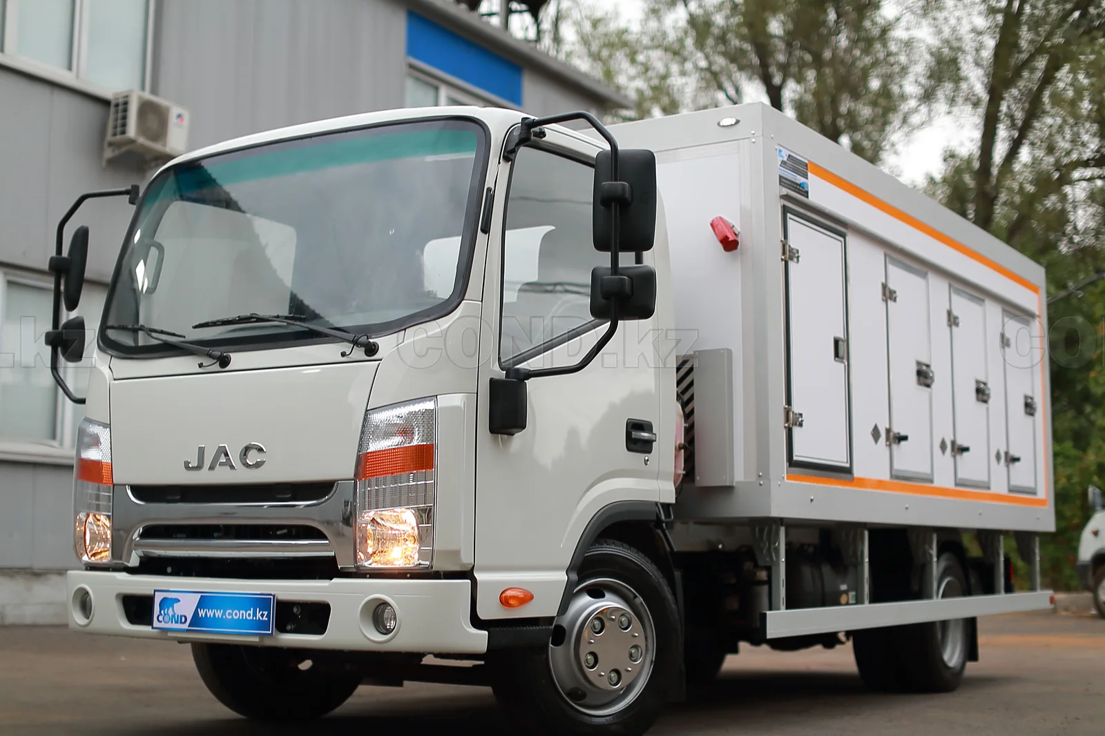 Eutectic ice-cream van on a JAC N56 chassis — the JAC N56 cab and the body — COND