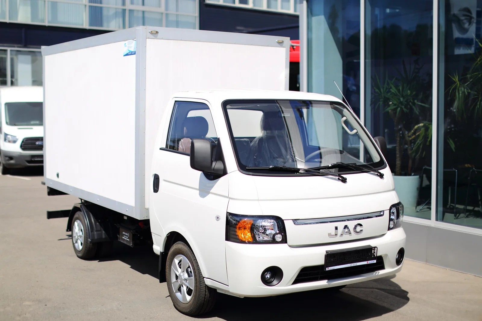 Промтоварный фургон на шасси JAC X200 — COND