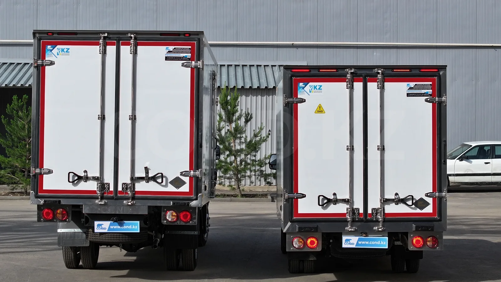 Dry freight box bodies Kia Bongo K4000 от производителя — batch из двух машин, задние двери — COND