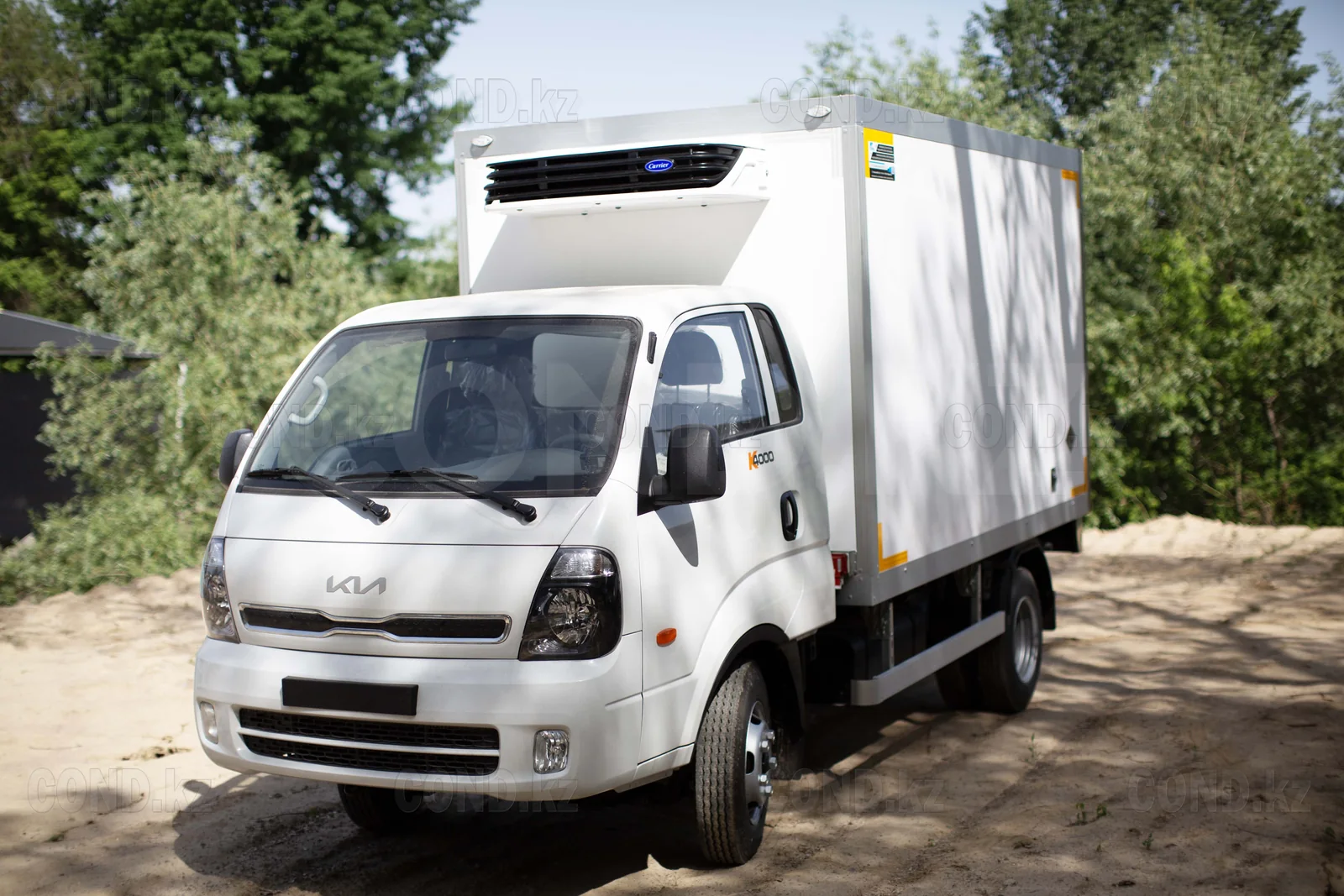 Реф KIA Bongo K4000 — рефрижераторный фургон Kia K4000 — установка над кабиной — COND